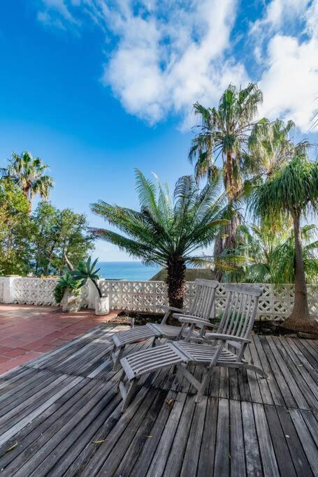 Oceanview In Bantry Bay Apartment